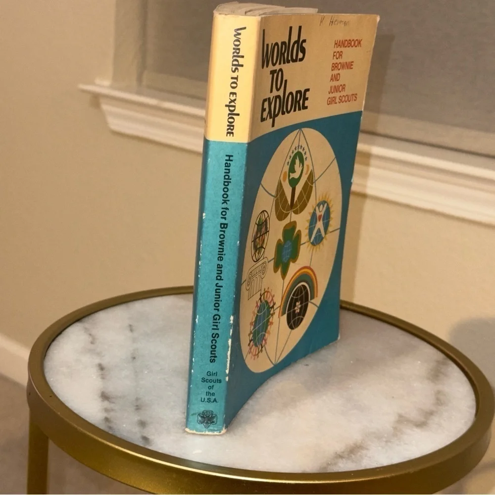 Worlds to Explore: Handbook for Brownie and Junior Girl Scouts